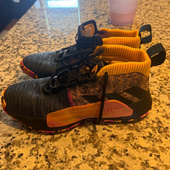 ADIDAS DAME 5 “DAME GOOSE” - Picture 2 of 5